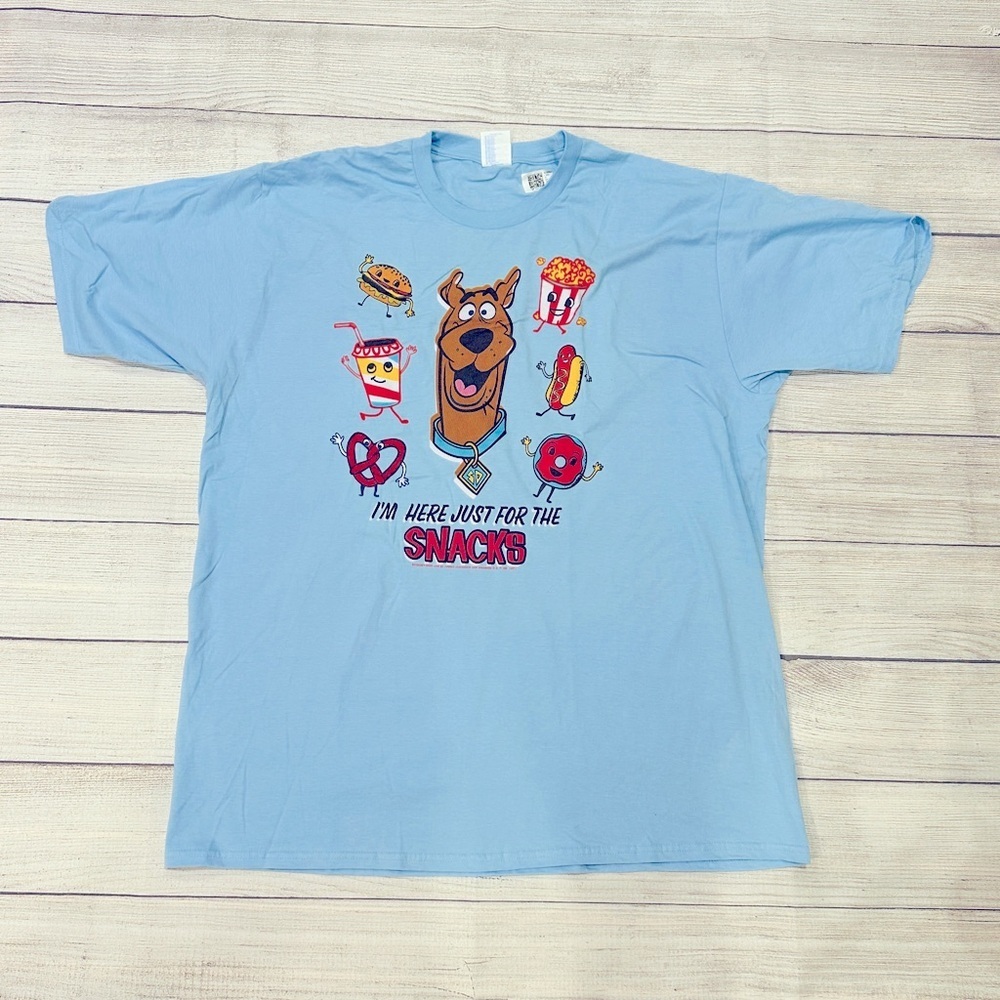 Scooby Doo Shirt and Lanyard - Picture 2 of 5